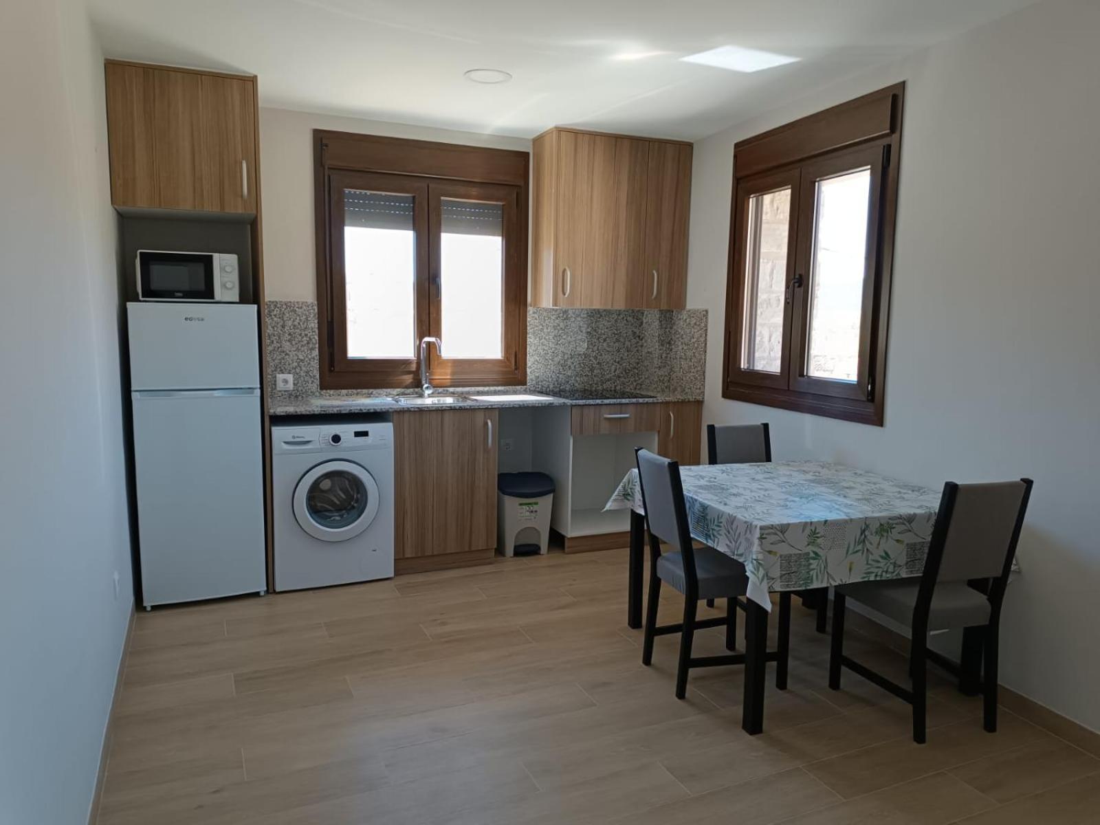 Apartamentos De Turismo Rural La Rocha Fortanete Exteriér fotografie